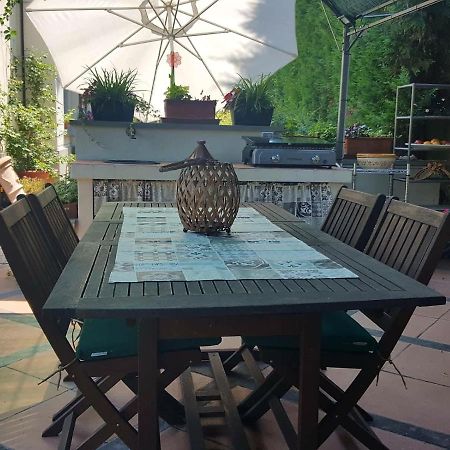 La Terrazza Sui Vigneti-Rovescala Bed & Breakfast San Damiano al Colle Exterior foto