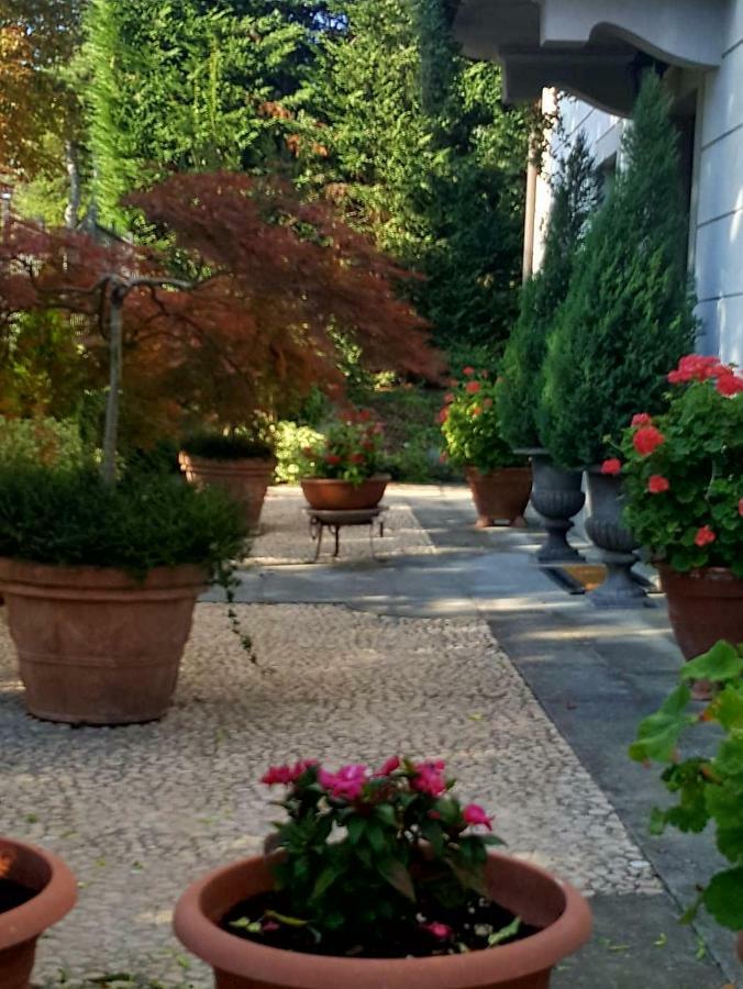 La Terrazza Sui Vigneti-Rovescala Bed & Breakfast San Damiano al Colle Exterior foto